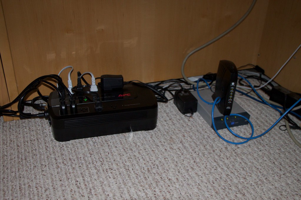 Sense vs. Emporia Vue: Which Home Energy Monitor Works for Texas Homeowners?